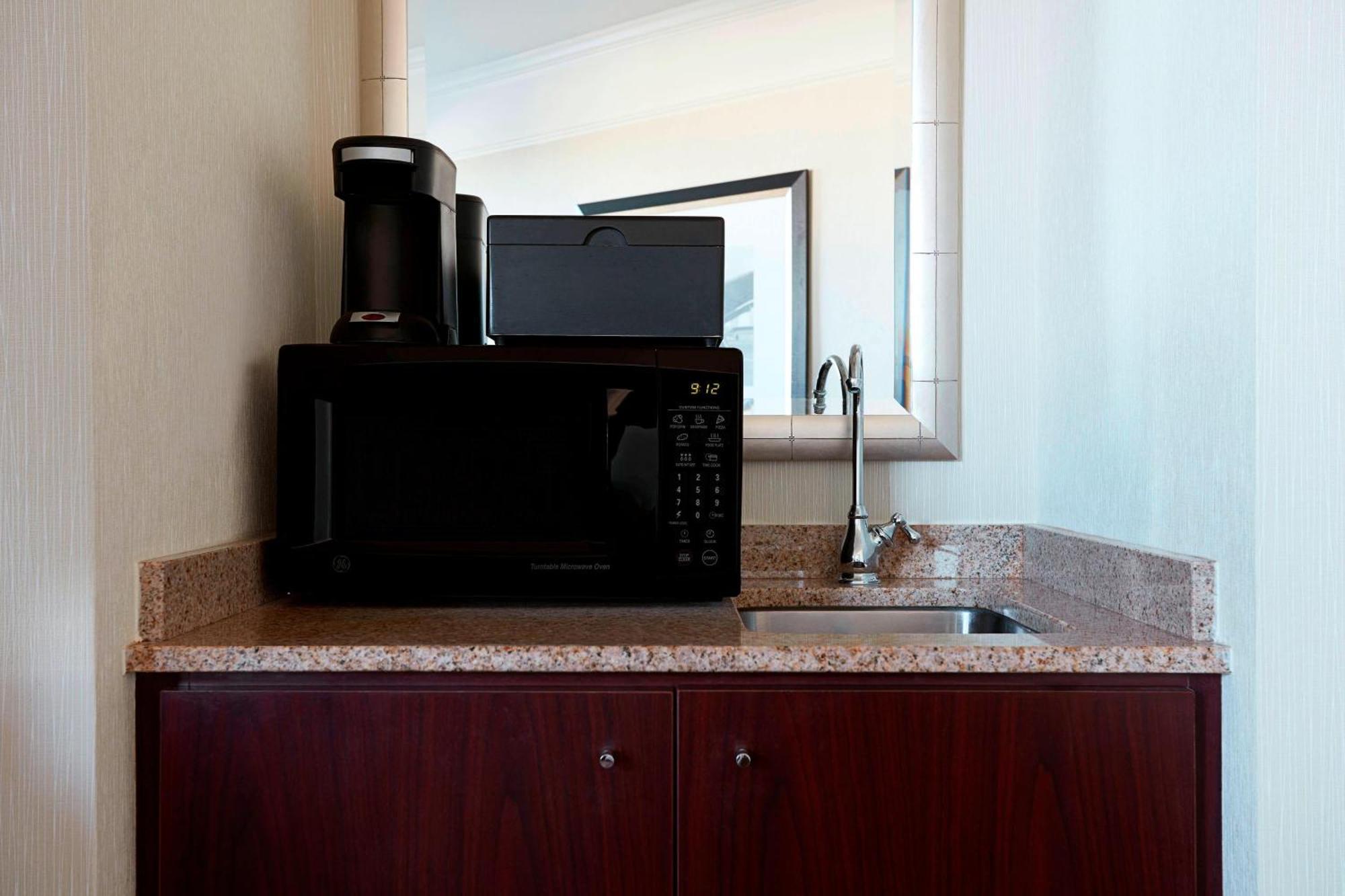Washington Dulles Marriott Suites Herndon Zewnętrze zdjęcie