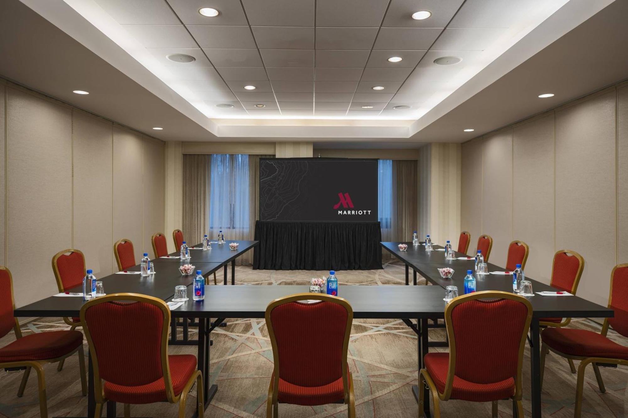 Washington Dulles Marriott Suites Herndon Zewnętrze zdjęcie